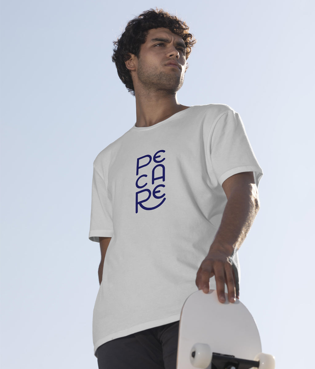 „Pe Care” – Tricoul care te corectează cu stil