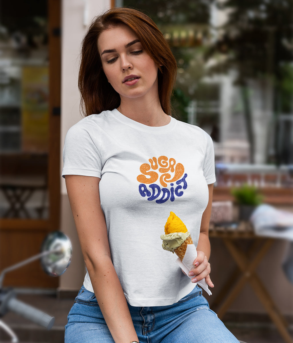 Tricou Sugar Addict cu design unic din bumbac organic.